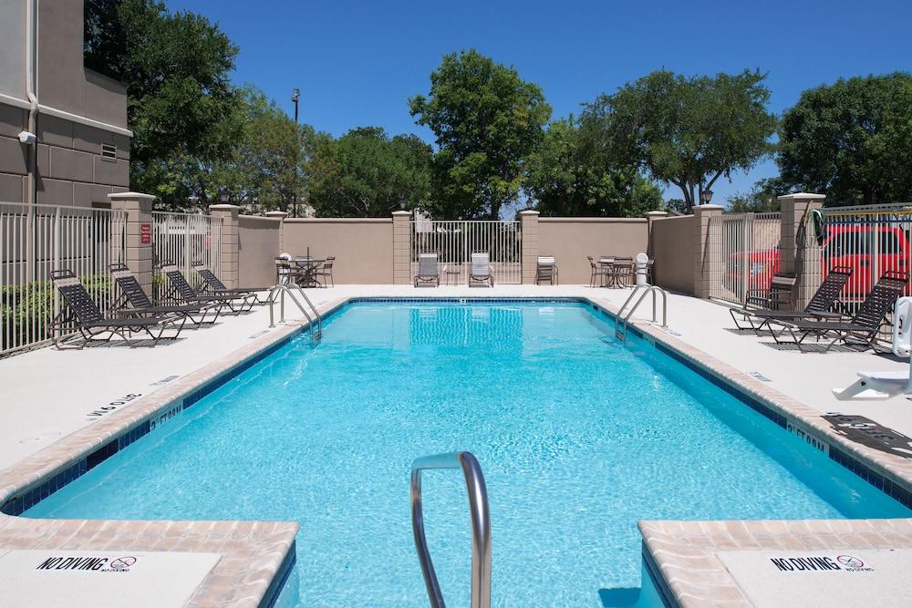 Hyatt Place Dallas/North Arlington/Grand Prairie Exterior photo